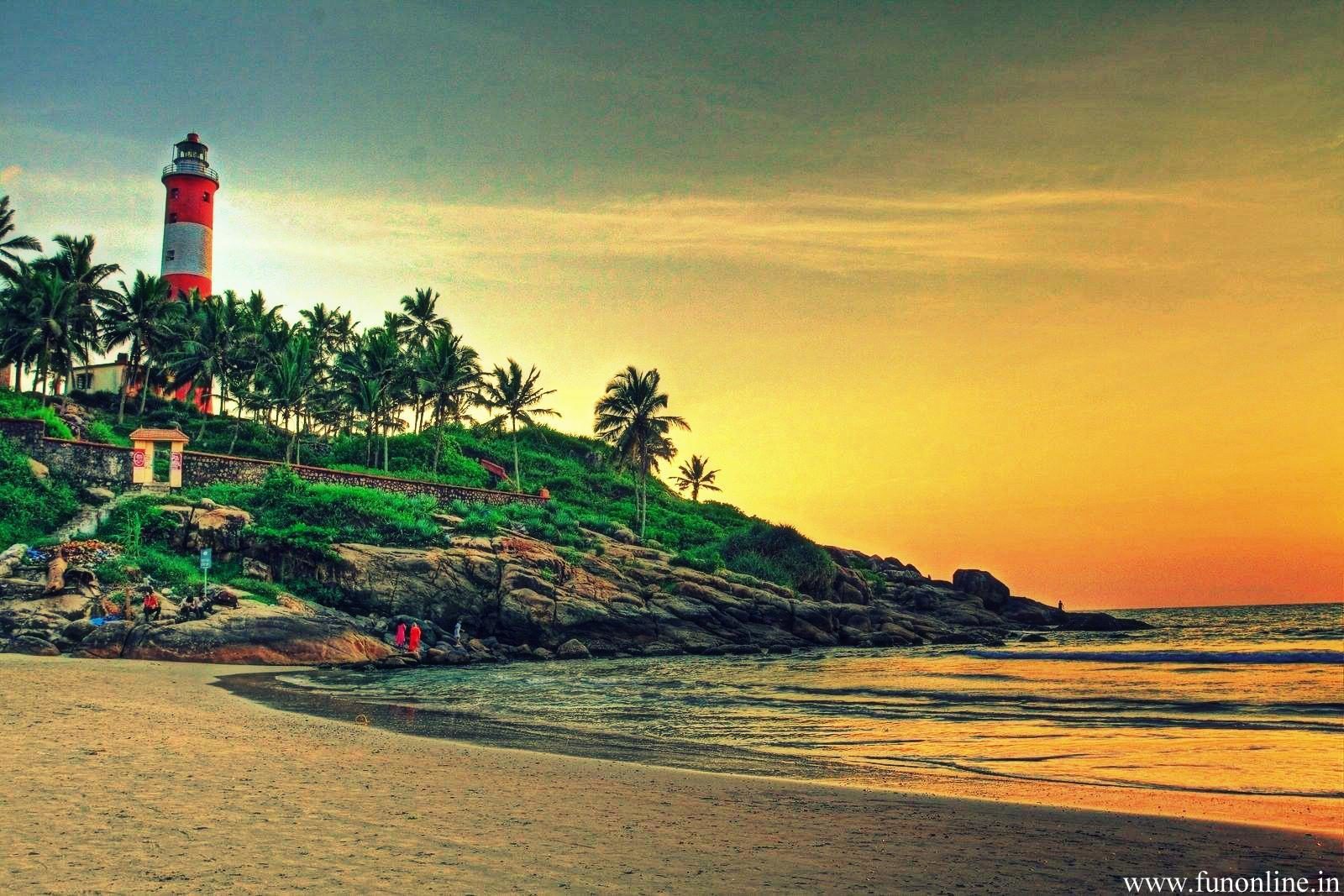 keralas kovalam light house beach wallpaper 1 full thumbx1067
